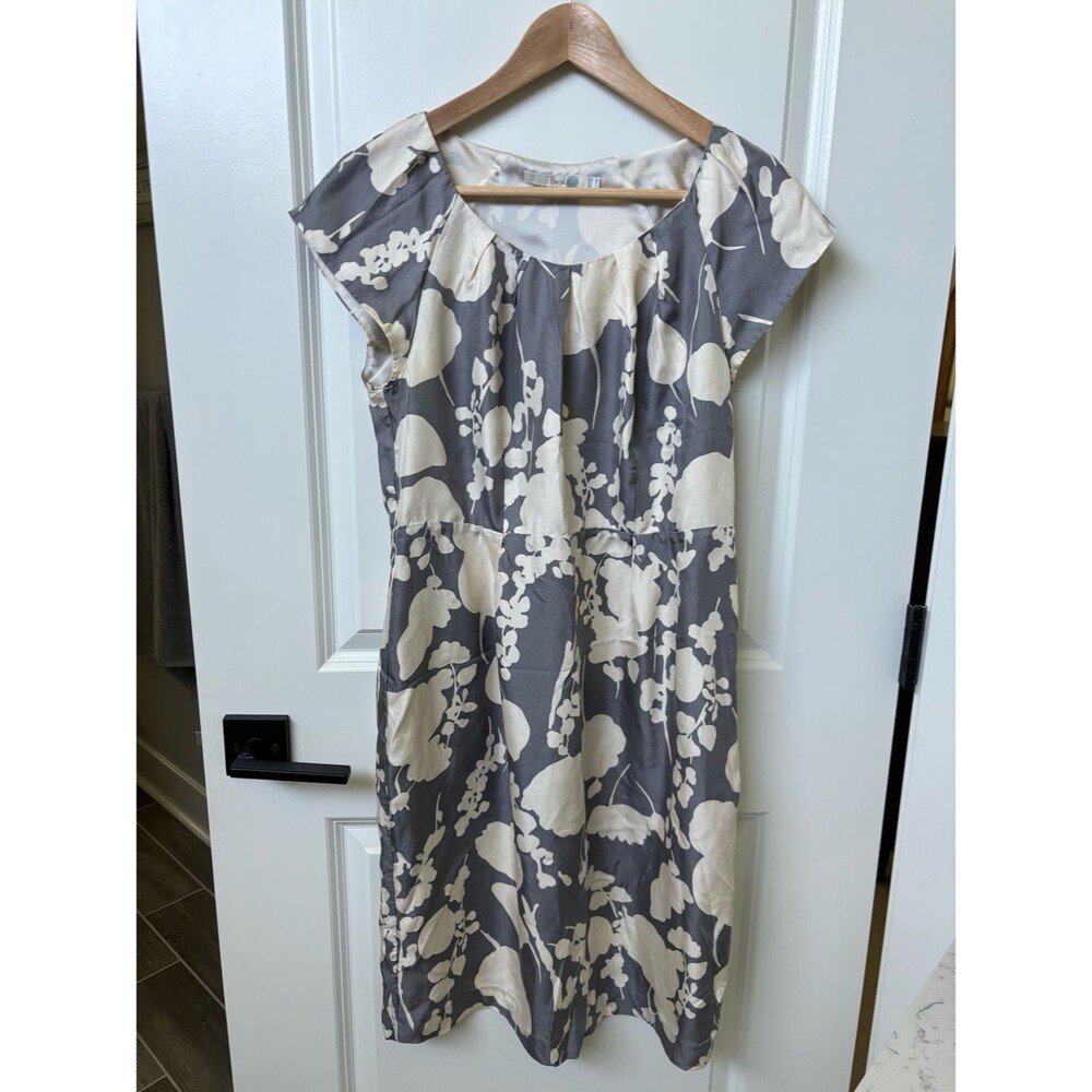 Boden Cream Floral Midi Dress 100% Silk. Size 8.